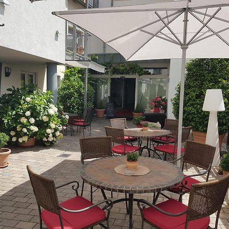 Hotel-Restaurant Pfaelzer Hof Edenkoben Eksteriør bilde