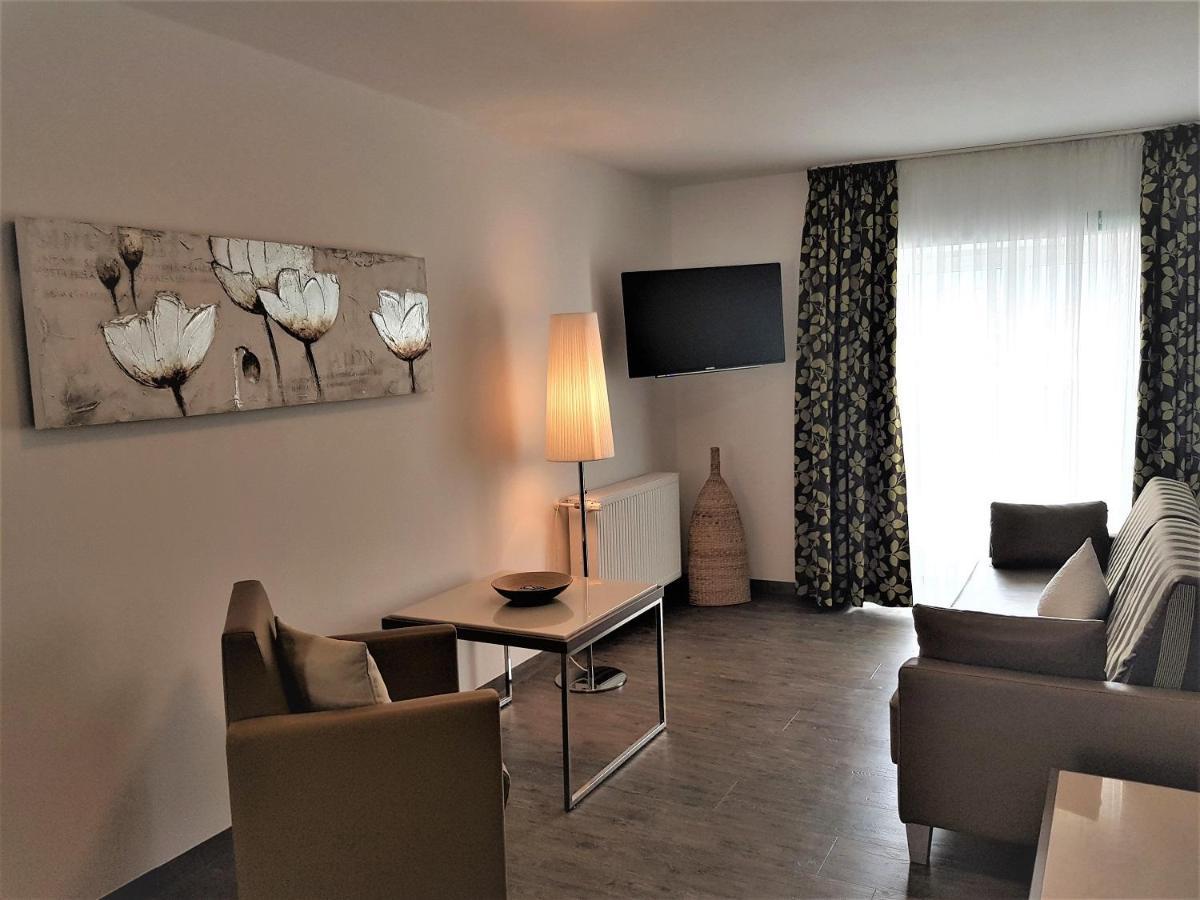 Hotel-Restaurant Pfaelzer Hof Edenkoben Eksteriør bilde